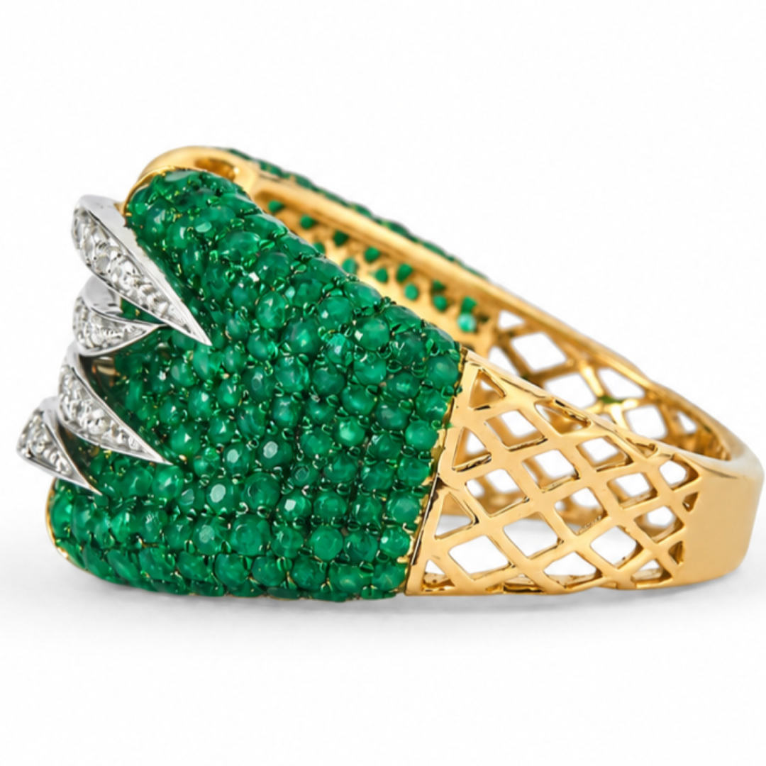 1.86 carat Round Emerald Stone Cocktail Ring