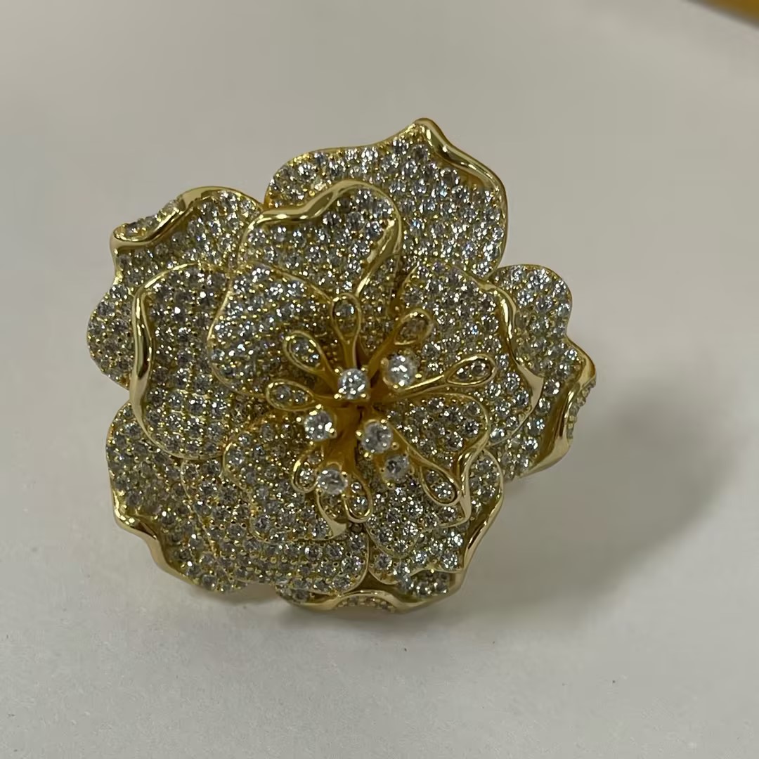 7.95ct Luxury Flower Design Cocktail Ring