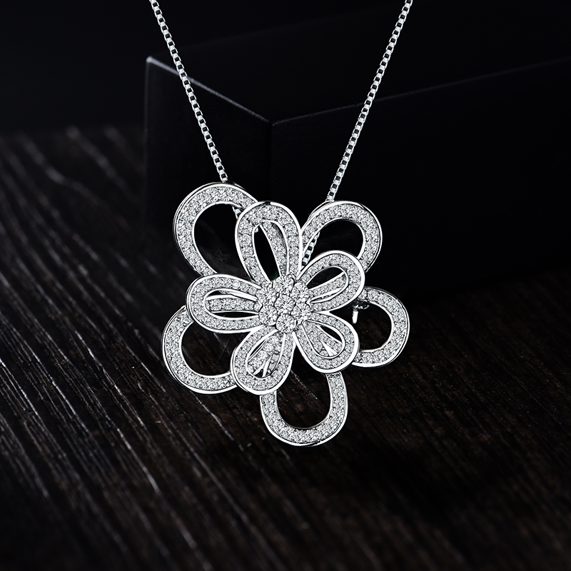 Sterling Silver Double Flower Design Round Cut Necklace