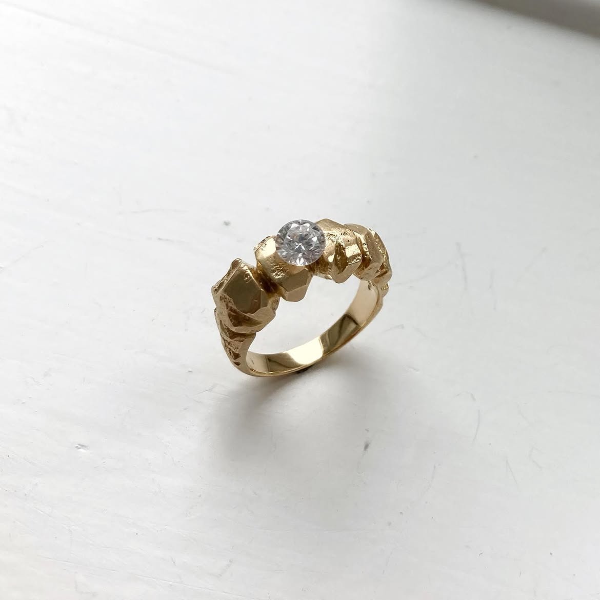 Vintage1.5ct Round Cut Chunky Solitaire Ring