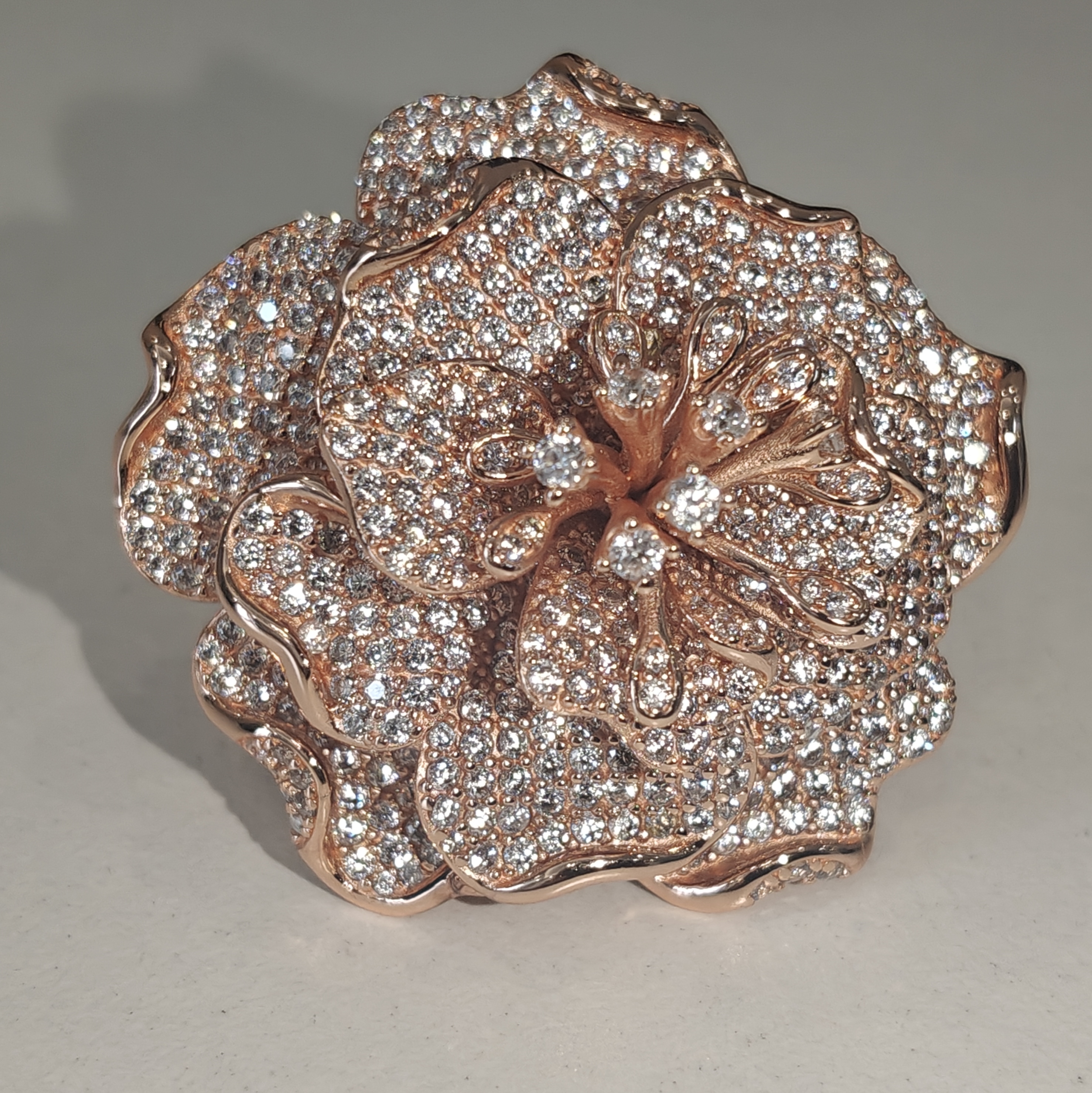 Floral Design 2-in-1 Convertible Cocktail Ring & Brooch