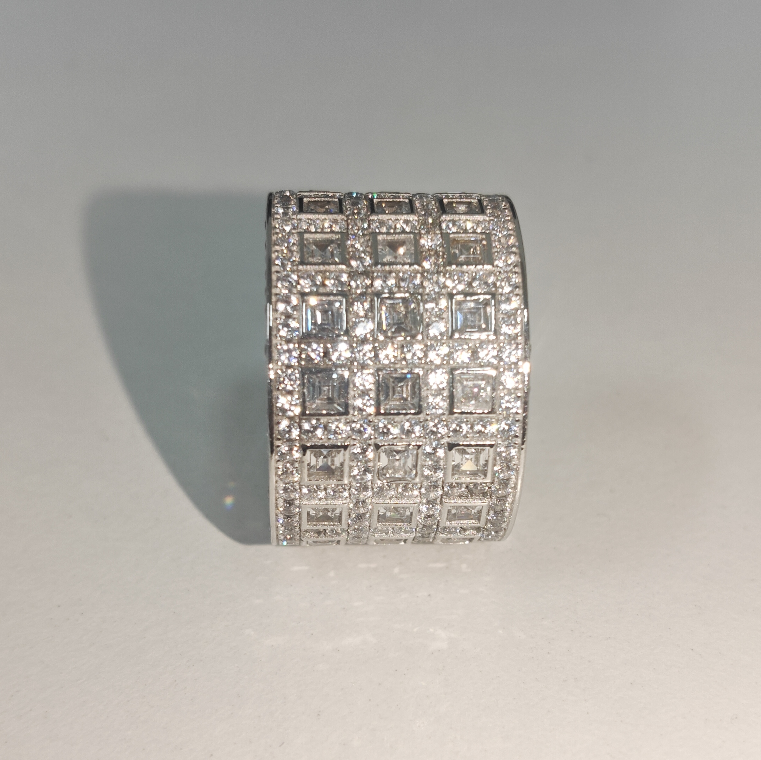 11.75ctw Three-row White Stone Cigar Band Ring
