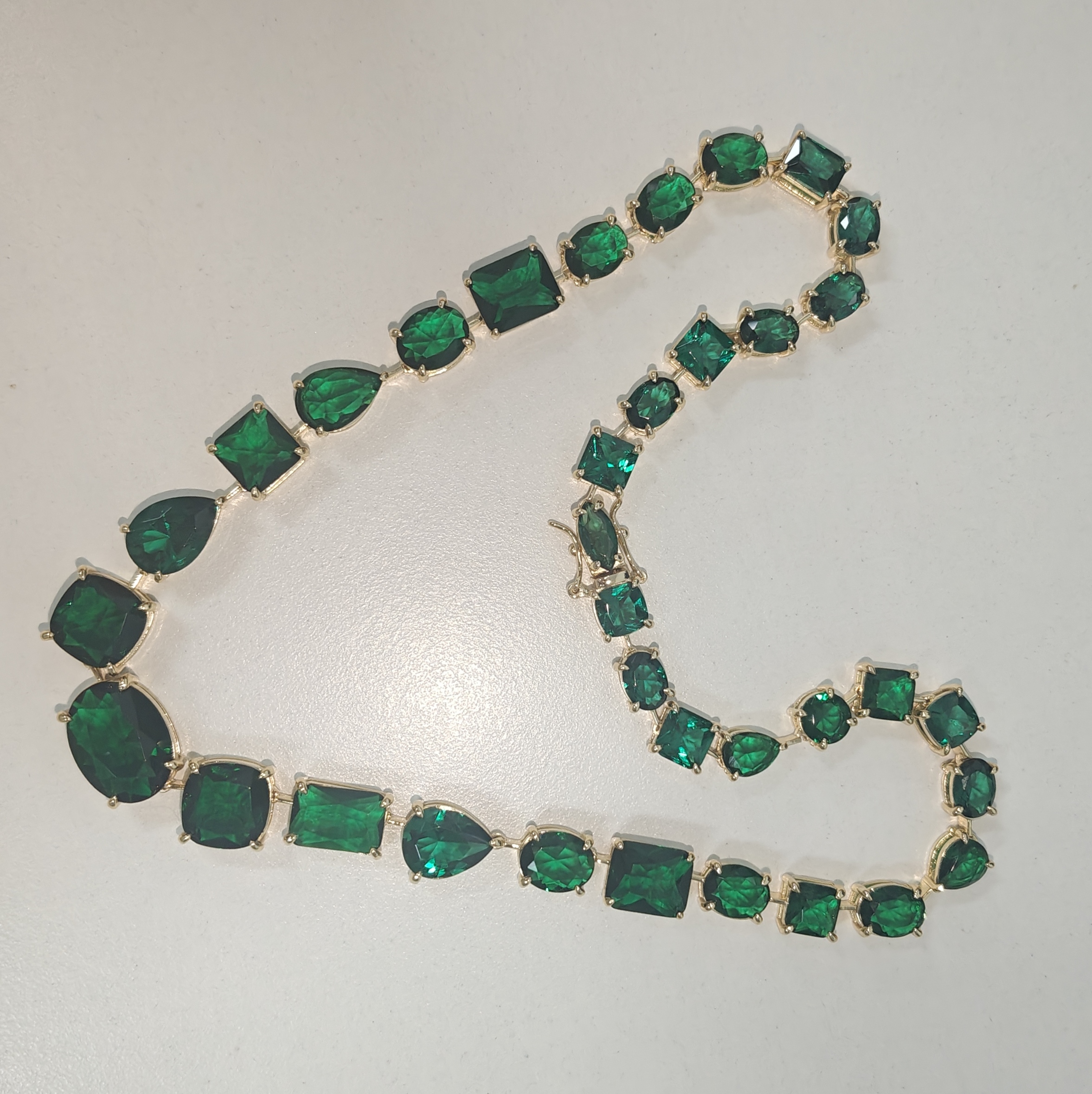 Mixed Cut Emerald Necklace Choker