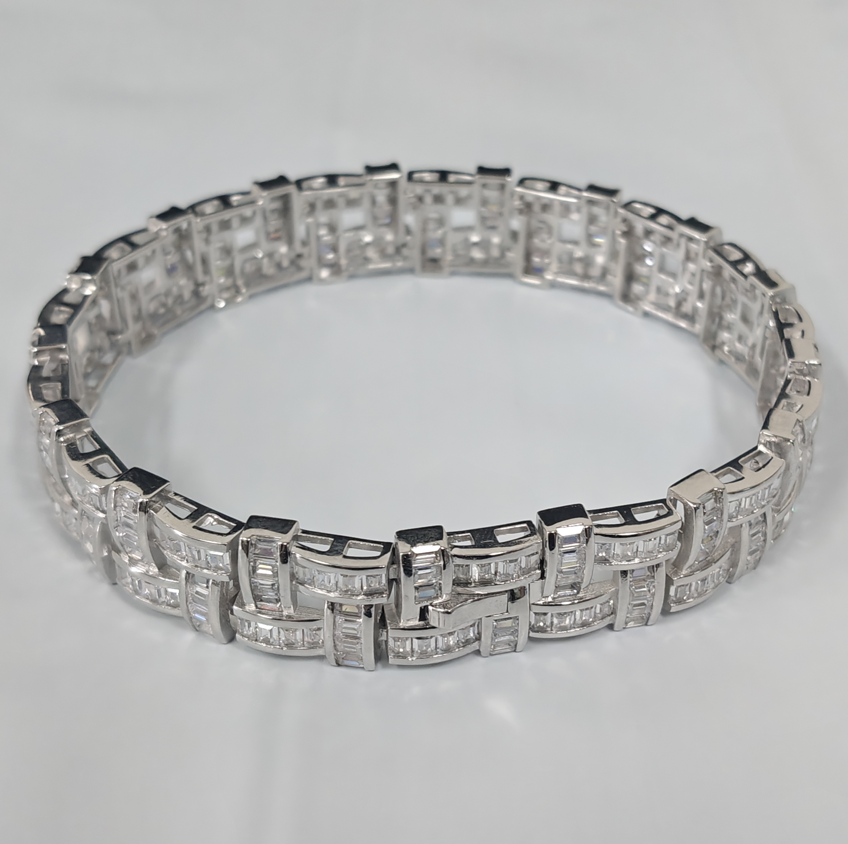 White Stone Basket Weave Design Bracelet in Silver