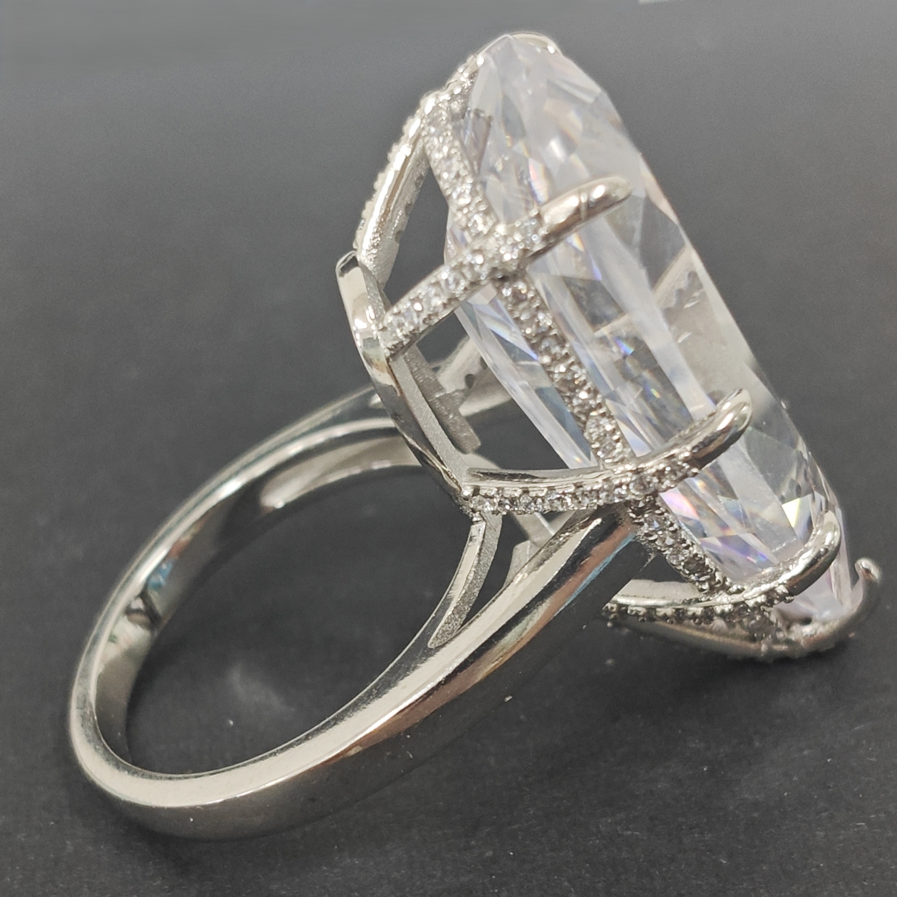 15ct Under Halo Pear Cut White Stone Ring 