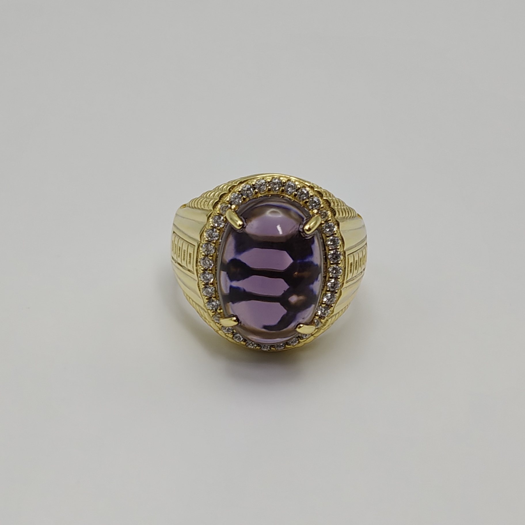 6.2 Carats Amazing Oval Cut Beauty Purple Cab Amethys Ring