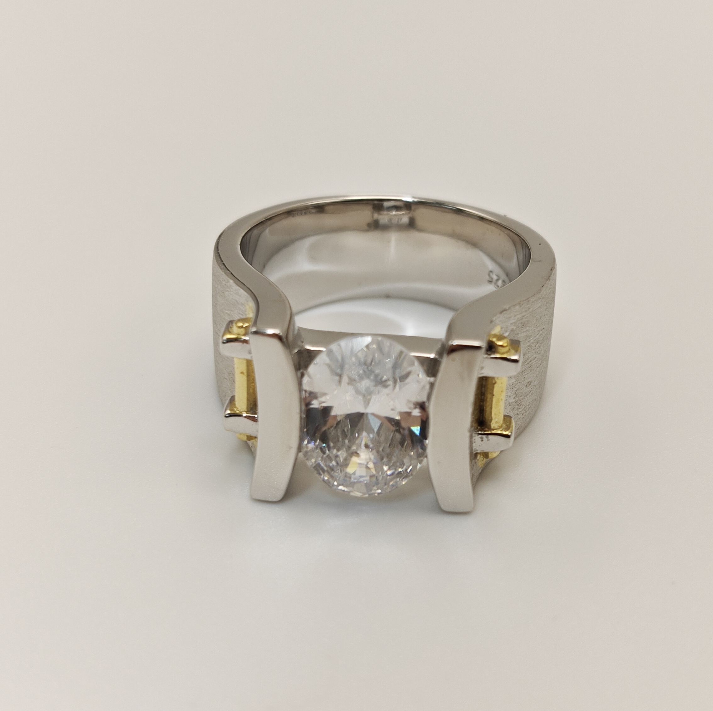 Industrial Design 3ct Oval Cut White Stone Ring