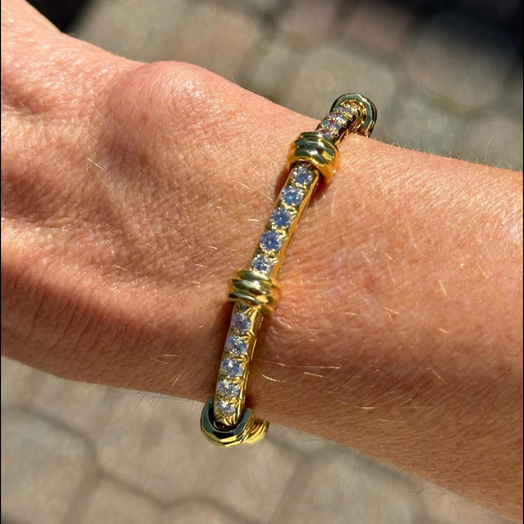 Retro Design 3.25ct Round Cut Braclet in Gold Plating