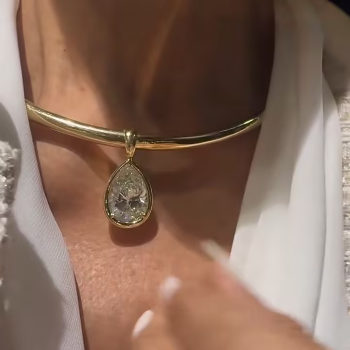 6.21ct Pear Cut White Stone Torque Necklace