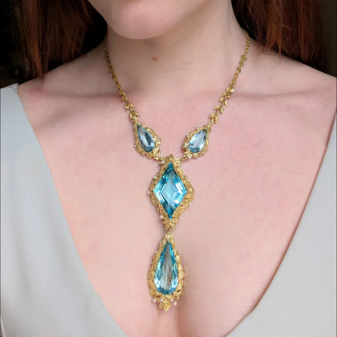 Vintage Design Four-stone aquamarine drop necklace