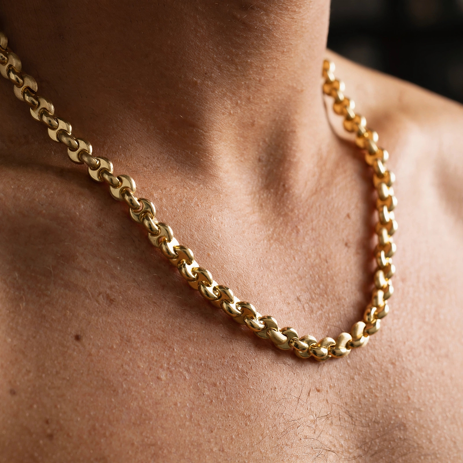 18k Yellow Gold Necklace With Interlocking Links