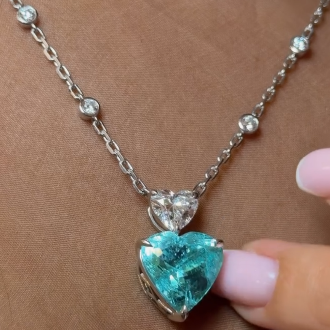 Heart-shaped Paraíba Tourmaline Pendant Necklace
