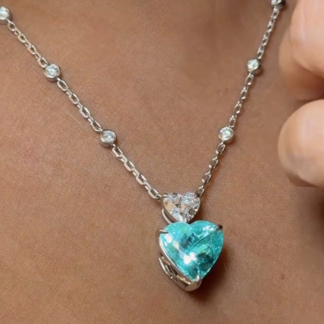 Heart-shaped Paraíba Tourmaline Pendant Necklace