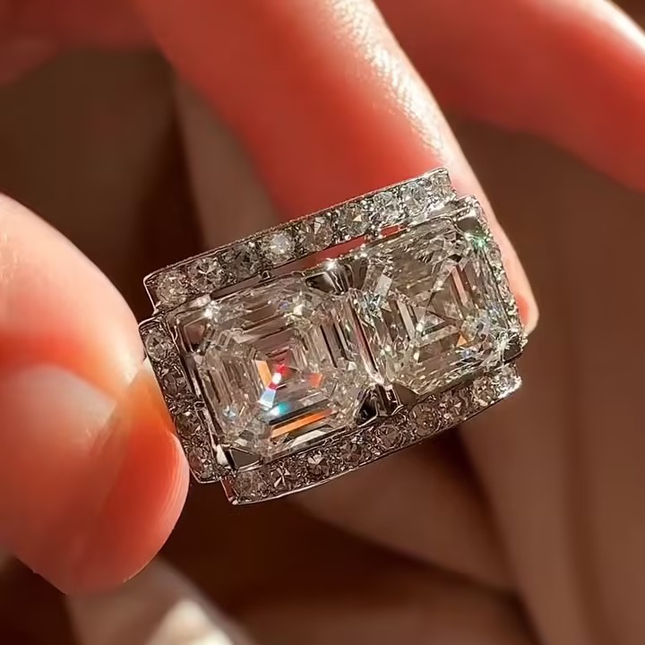 Antique Asscher Cut Toi et Moi Art Deco Ring