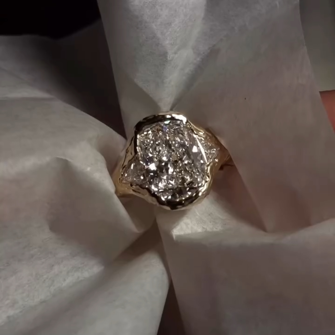 4ct Retro Design Cushion Cut White Stone Ring