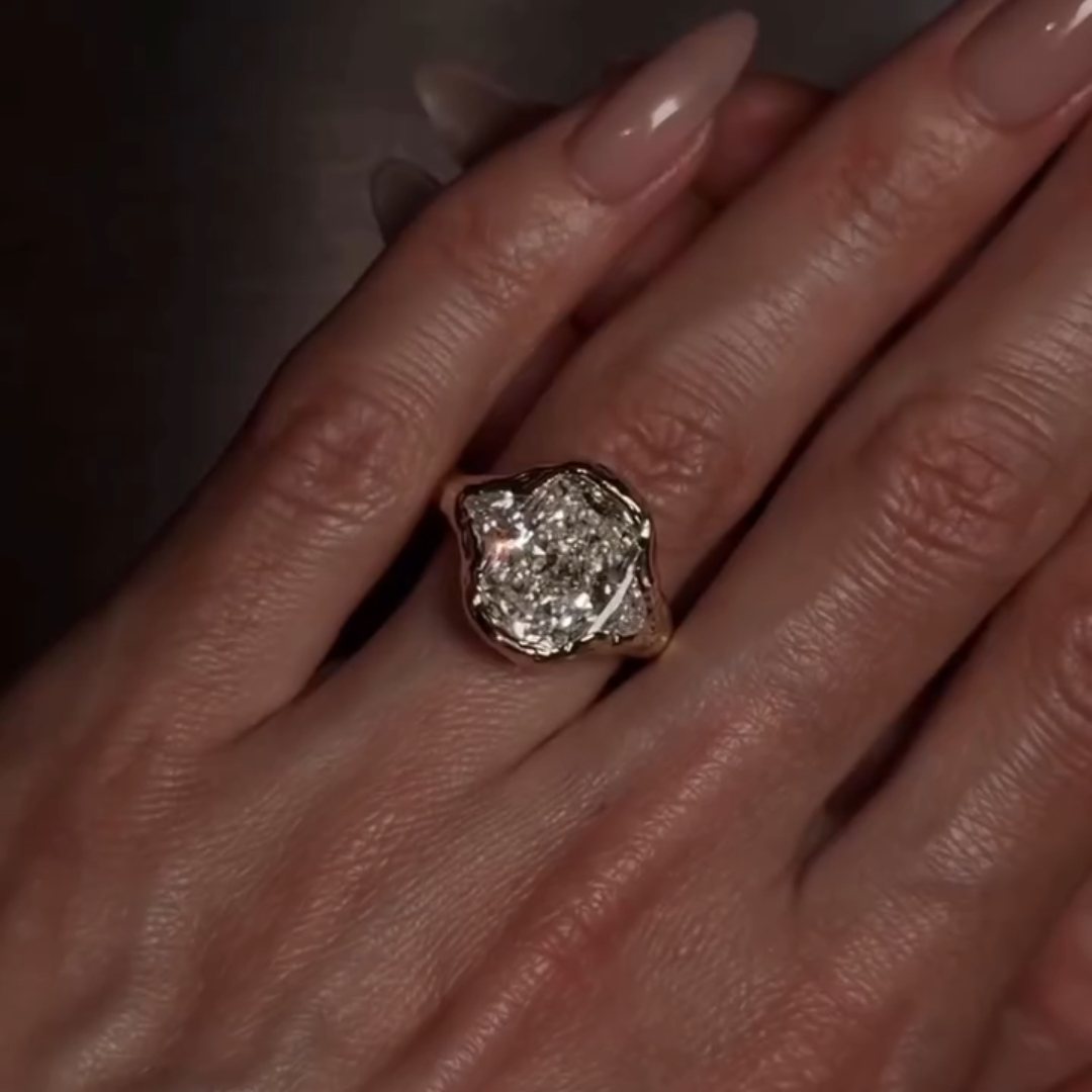 4ct Retro Design Cushion Cut White Stone Ring