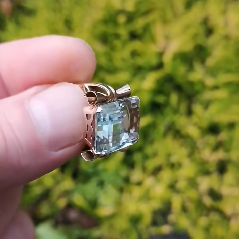 7ct Emerald Cut Aquamarine Ring in Rose Gold
