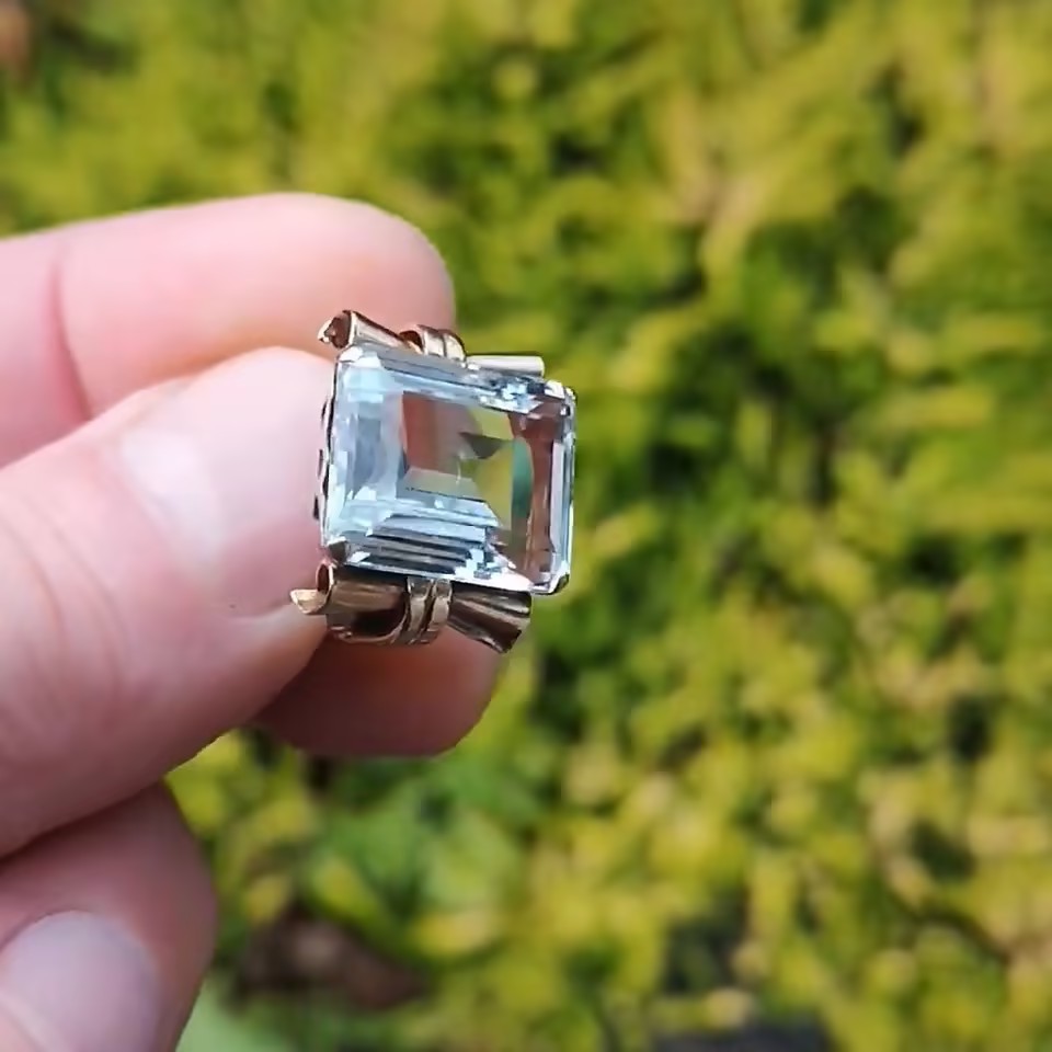 7ct Emerald Cut Aquamarine Ring in Rose Gold