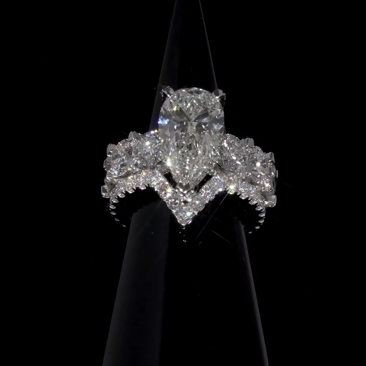 2ct Under Halo Pear Shape Stackalbe Rings/2pcs