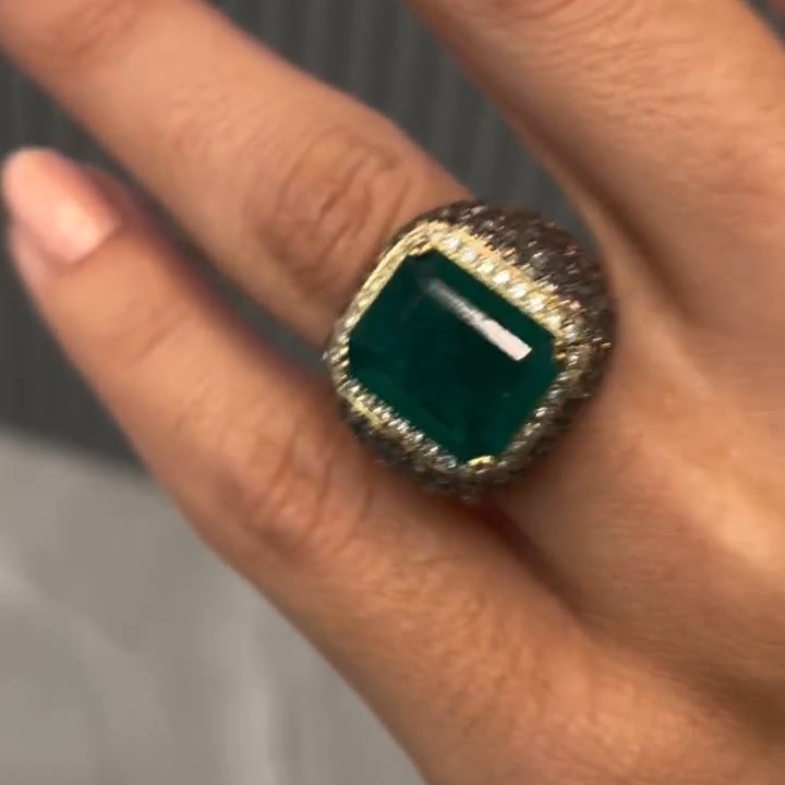 15ct Emerald Cocktail Ring in Sterling Silver