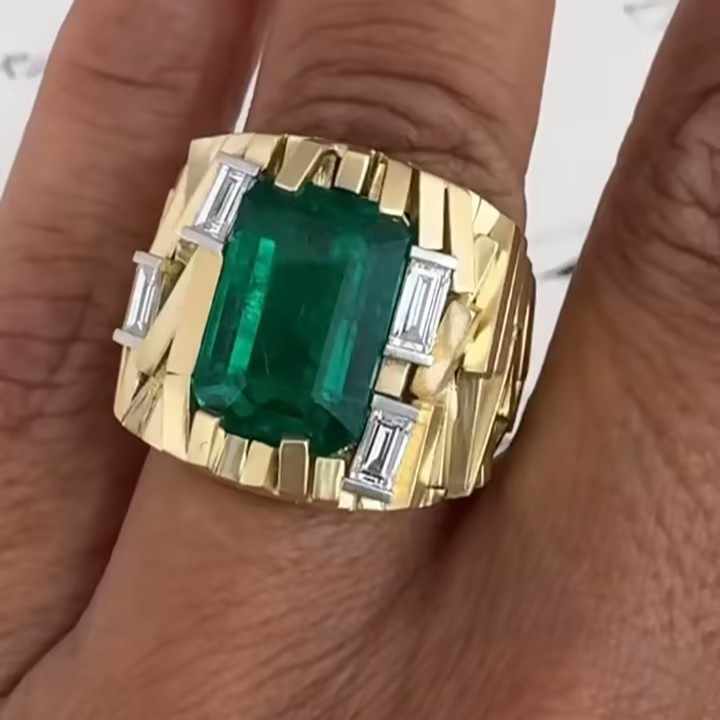 6.38ct Columbian Emerald Ring