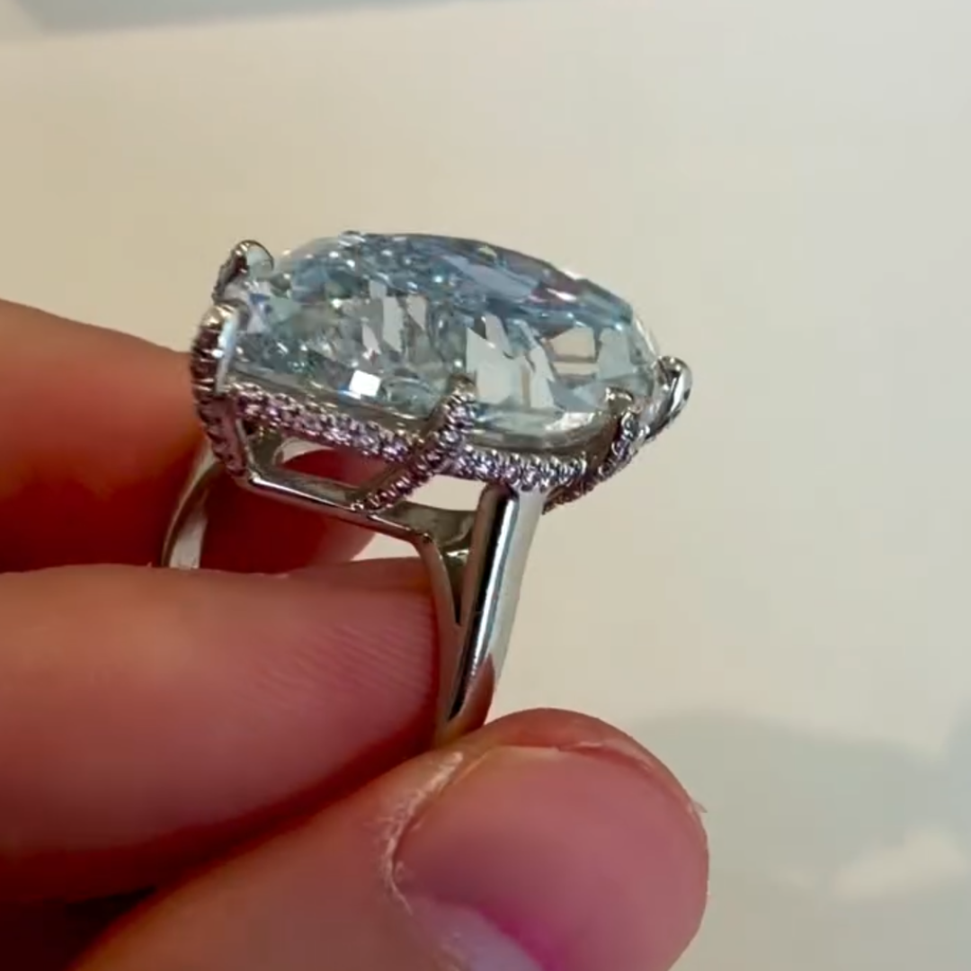 15ct Under Halo Pear Cut White Stone Ring 