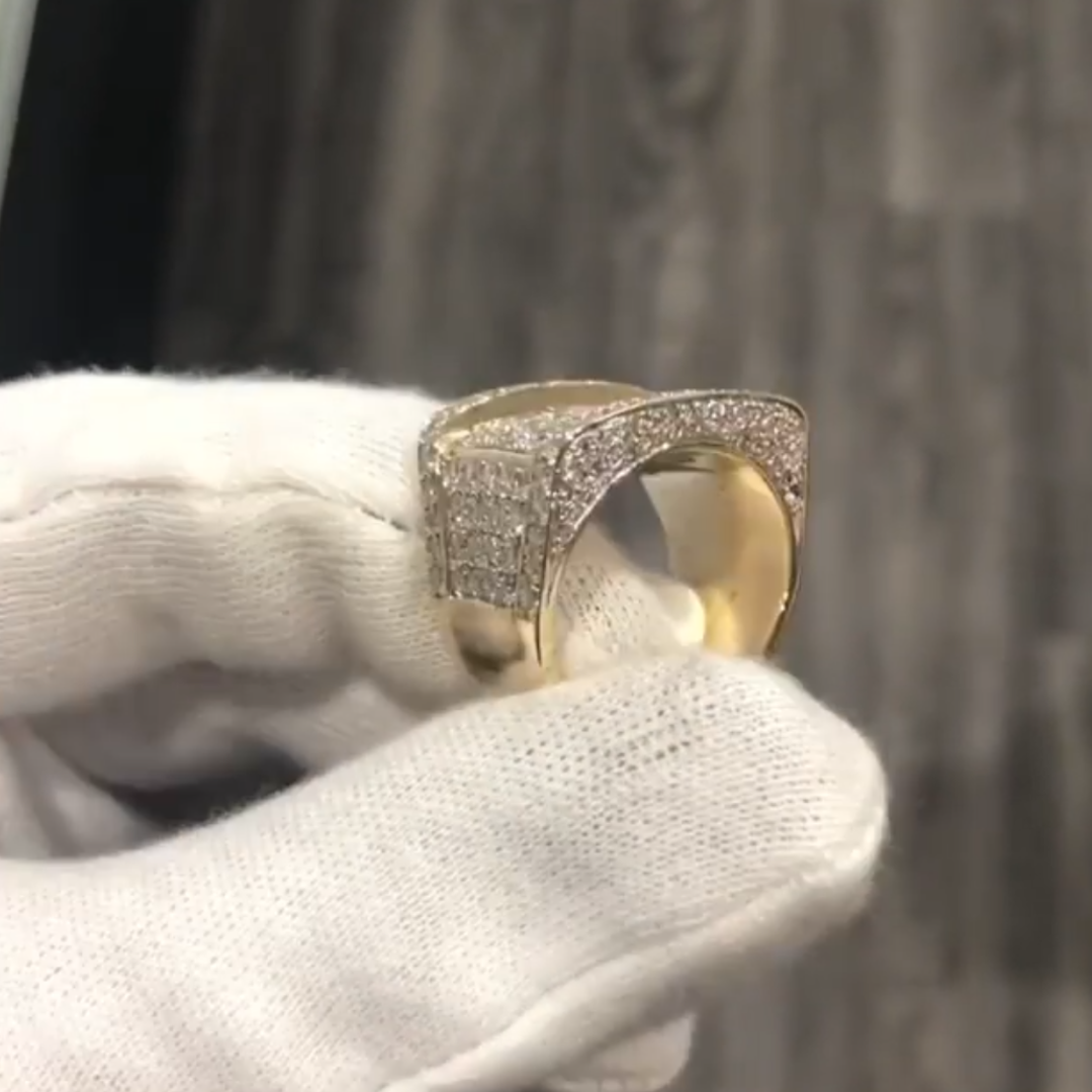9.79ctw Full Pave Set Men‘s White Stone Ring