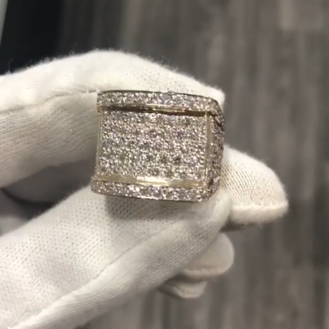9.79ctw Full Pave Set Men‘s White Stone Ring