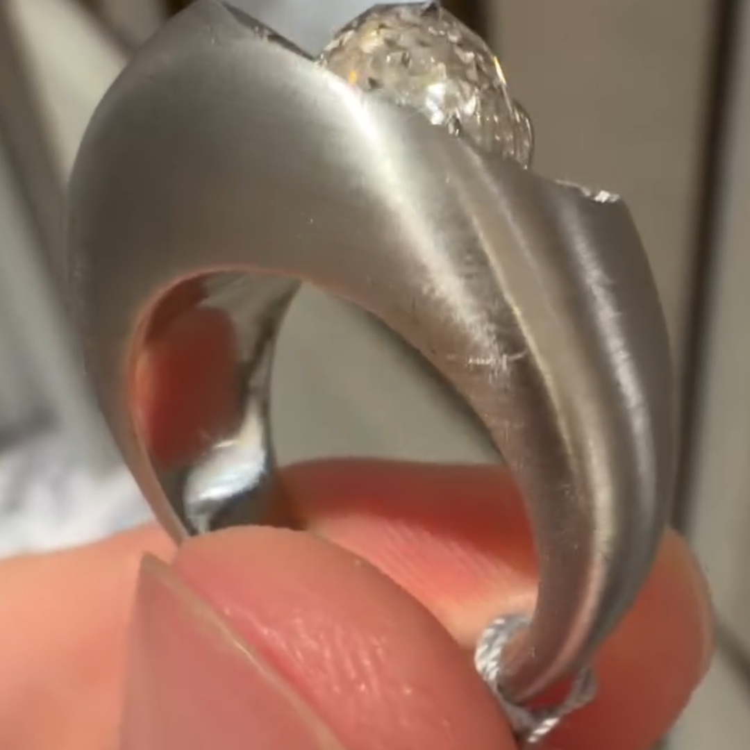 Unique Design 2ct Oval Cut White Stone Ring