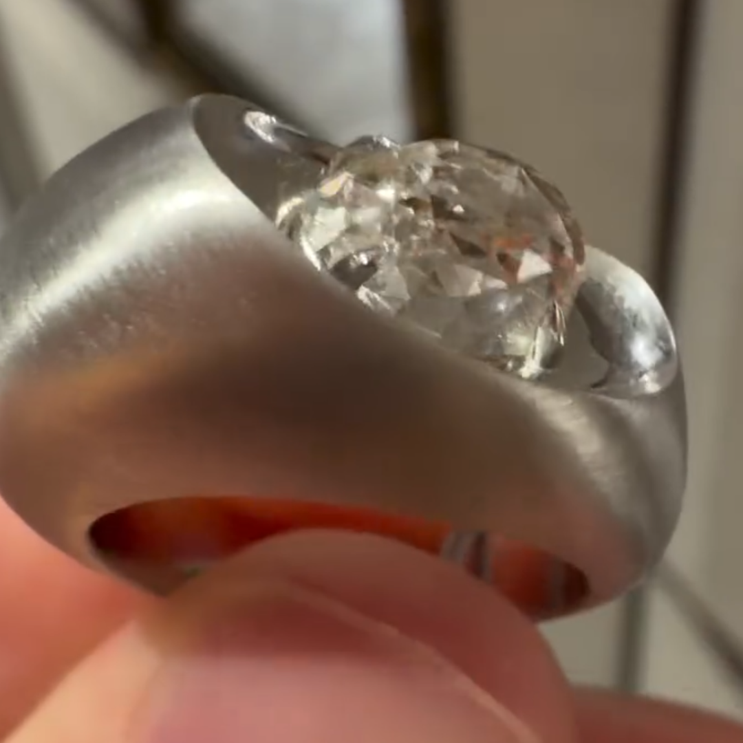 Unique Design 2ct Oval Cut White Stone Ring