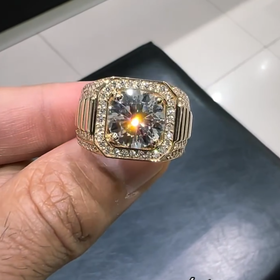 4ct Round Cut White Stone Men‘s Statement Ring