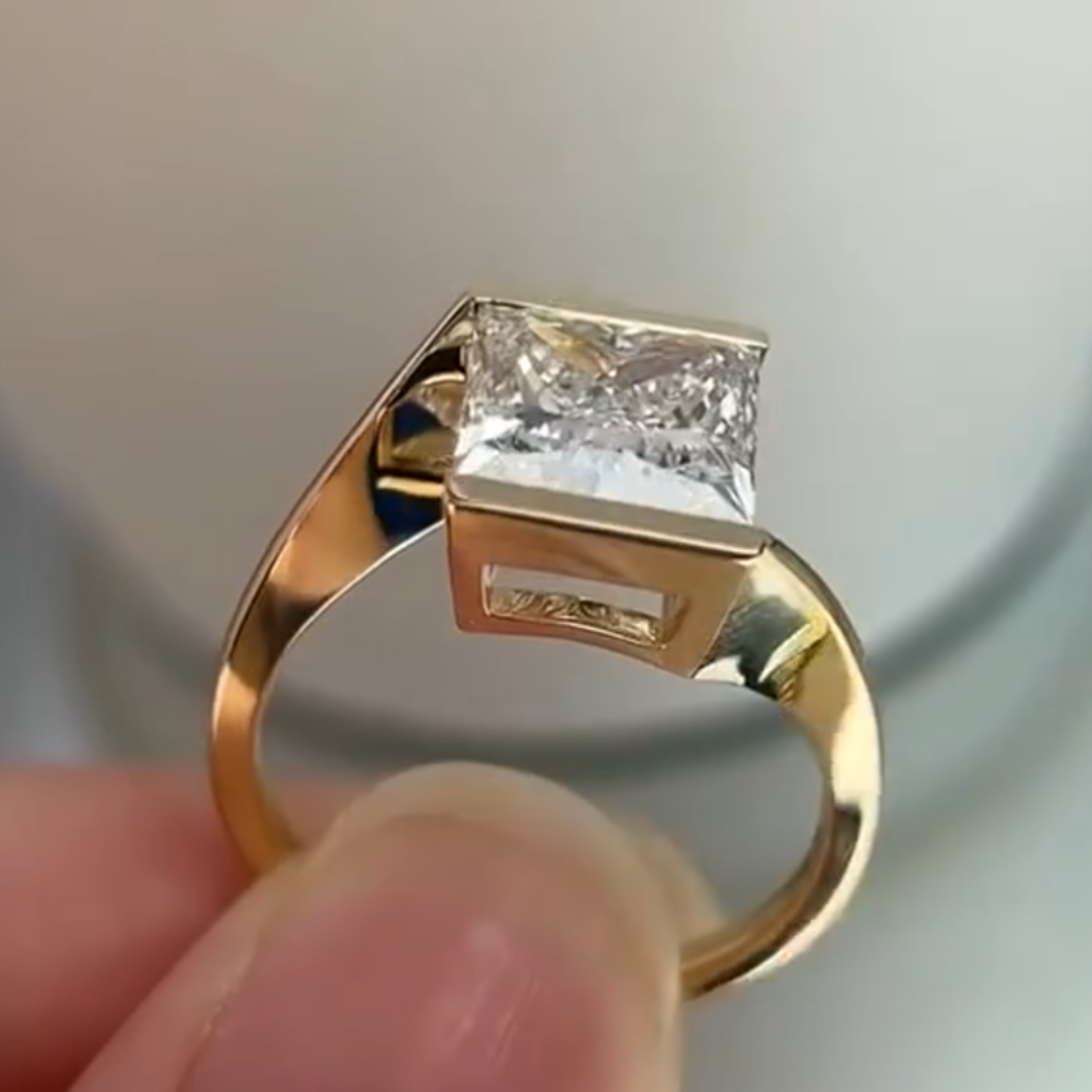 Bypass Design 4ct Pricess Cut White Stone Solitaire Ring