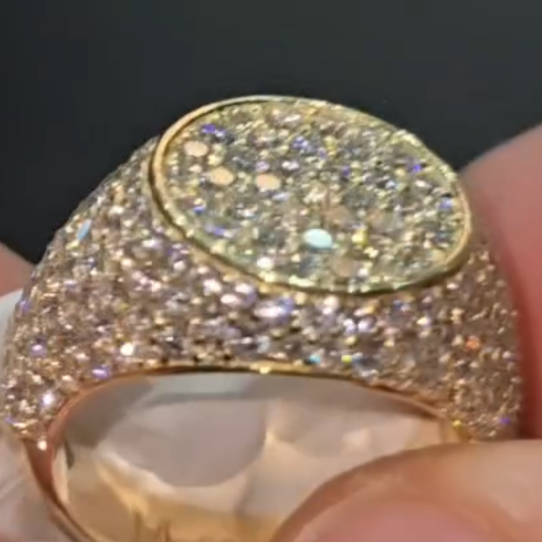 13.75ctw Men's Iced Out White Stone Ring