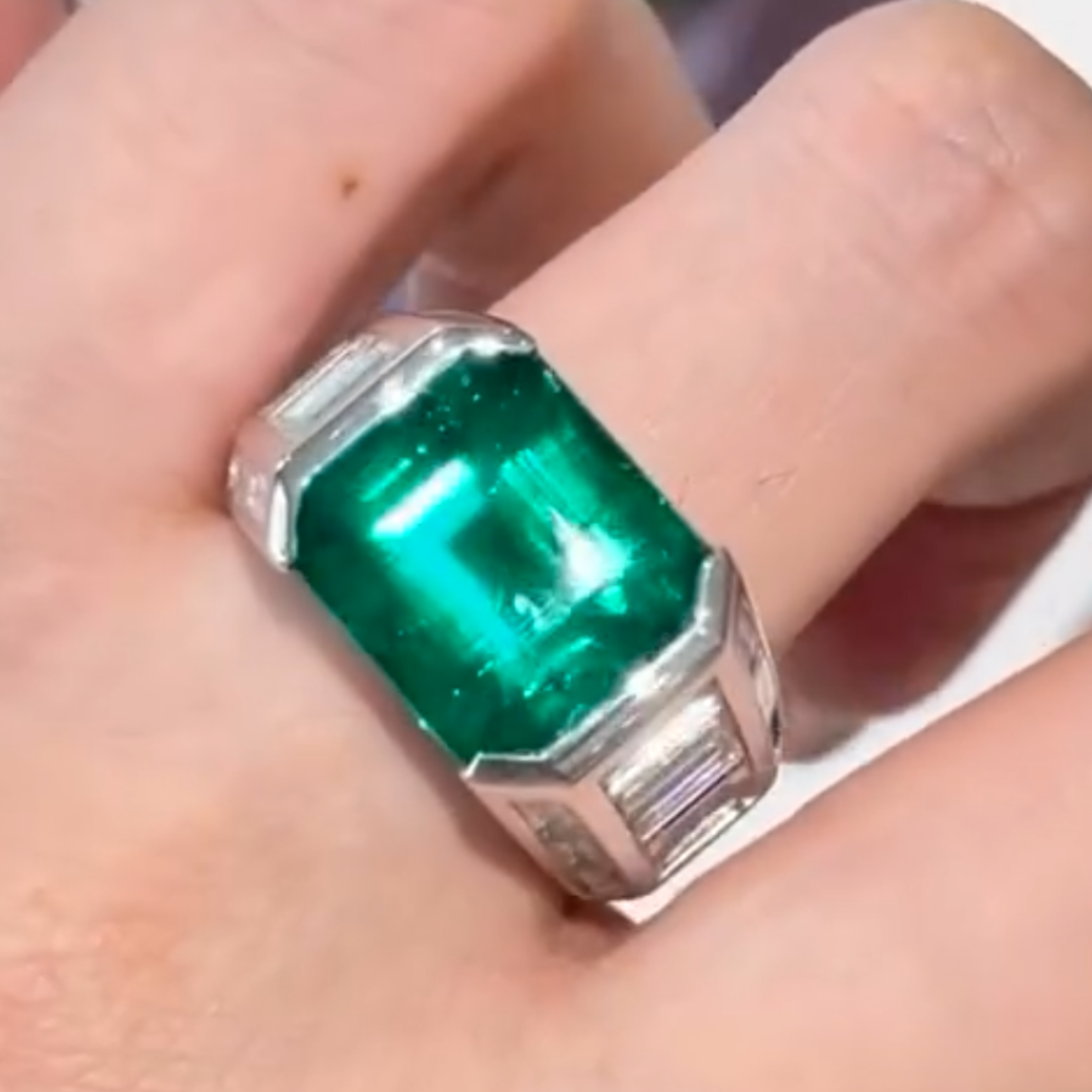 10ct Men's Emerald Green Stone Ring
