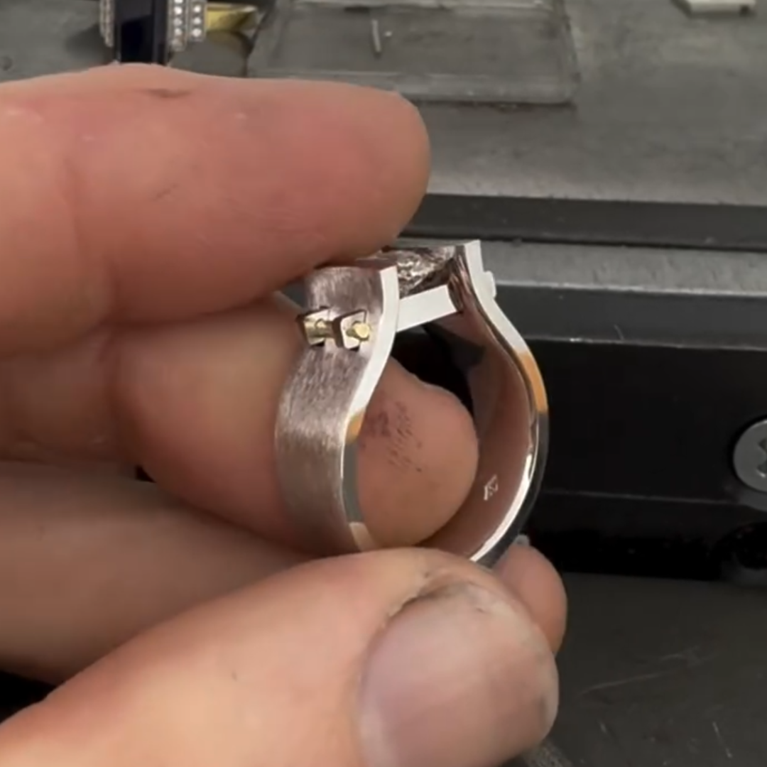 Industrial Design 3ct Oval Cut White Stone Ring