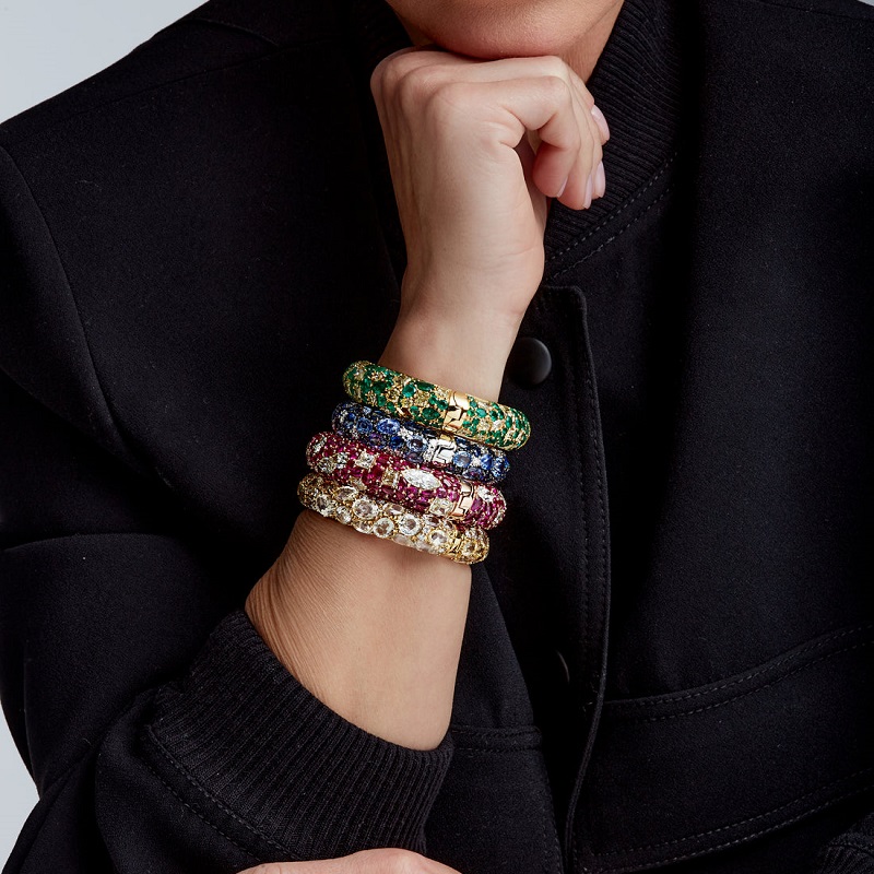 Oval Cut Round Brilliant Cut Diamond Bangle