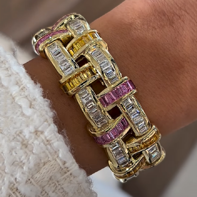 12.30CT Sapphire And Emerald Wide 18 Karat Bracelet