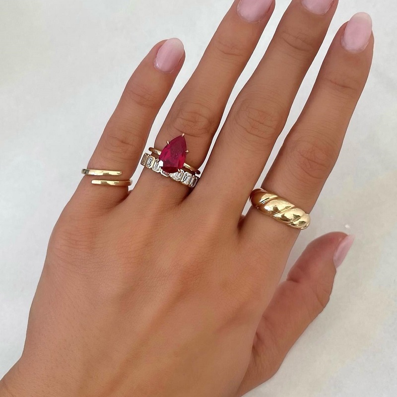 0.85 Carats Teardrop Pear Solitaire Ruby Engagement Ring