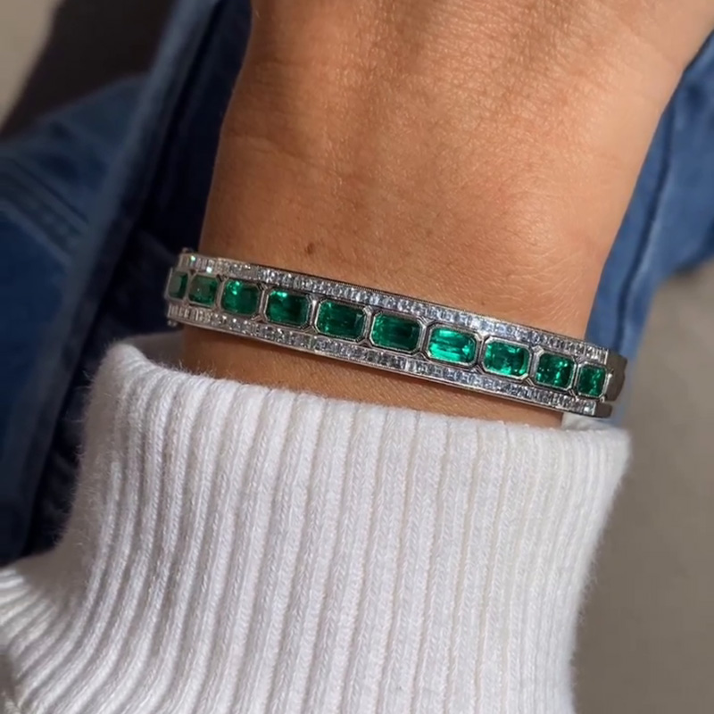13ctw Emerald Cut Emerald Green & Round Cut White Sapphire Half Setting Bangle Bracelet