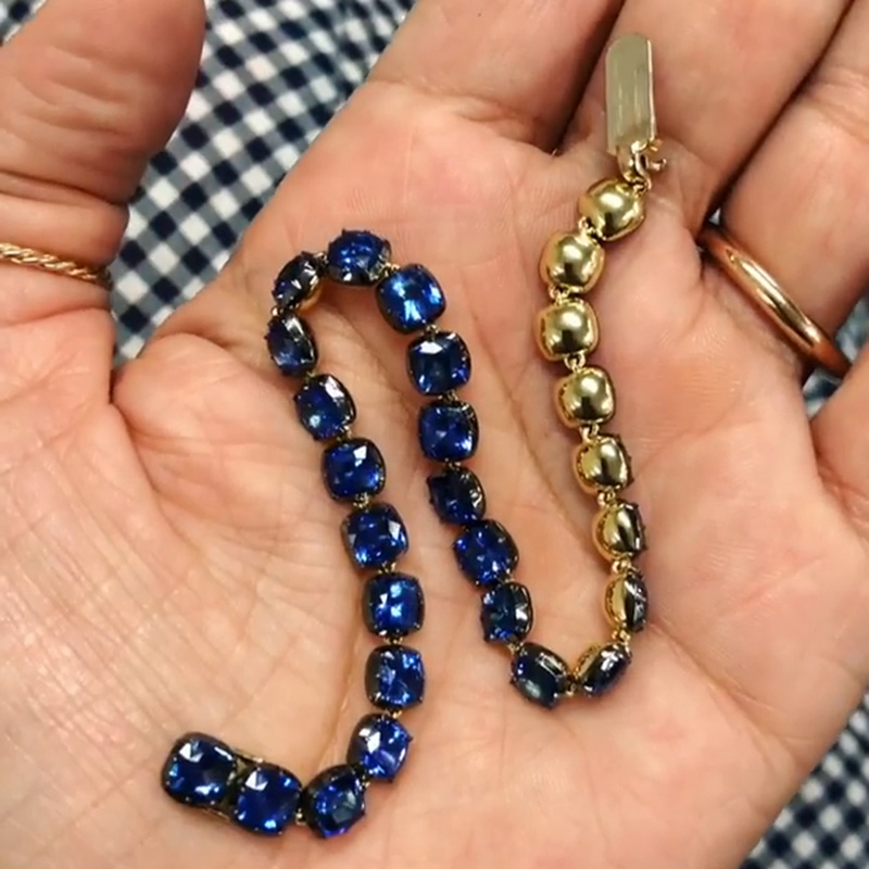 28ctw Cushion Cut Blue Sapphire Yellow Gold Handmade Bracelet