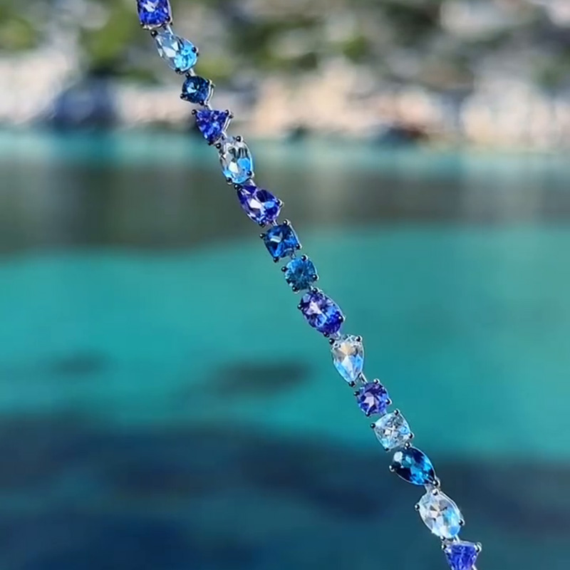 10.5ctw Multi-Cut Sea Wave Handmade Bracelet