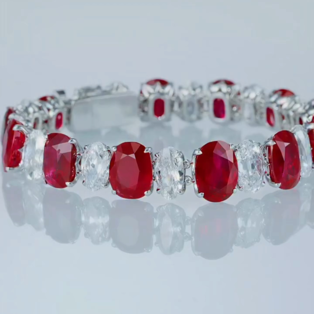 20ct Oval-cut Ruby ​​sterling Silver Handmade Bracelet