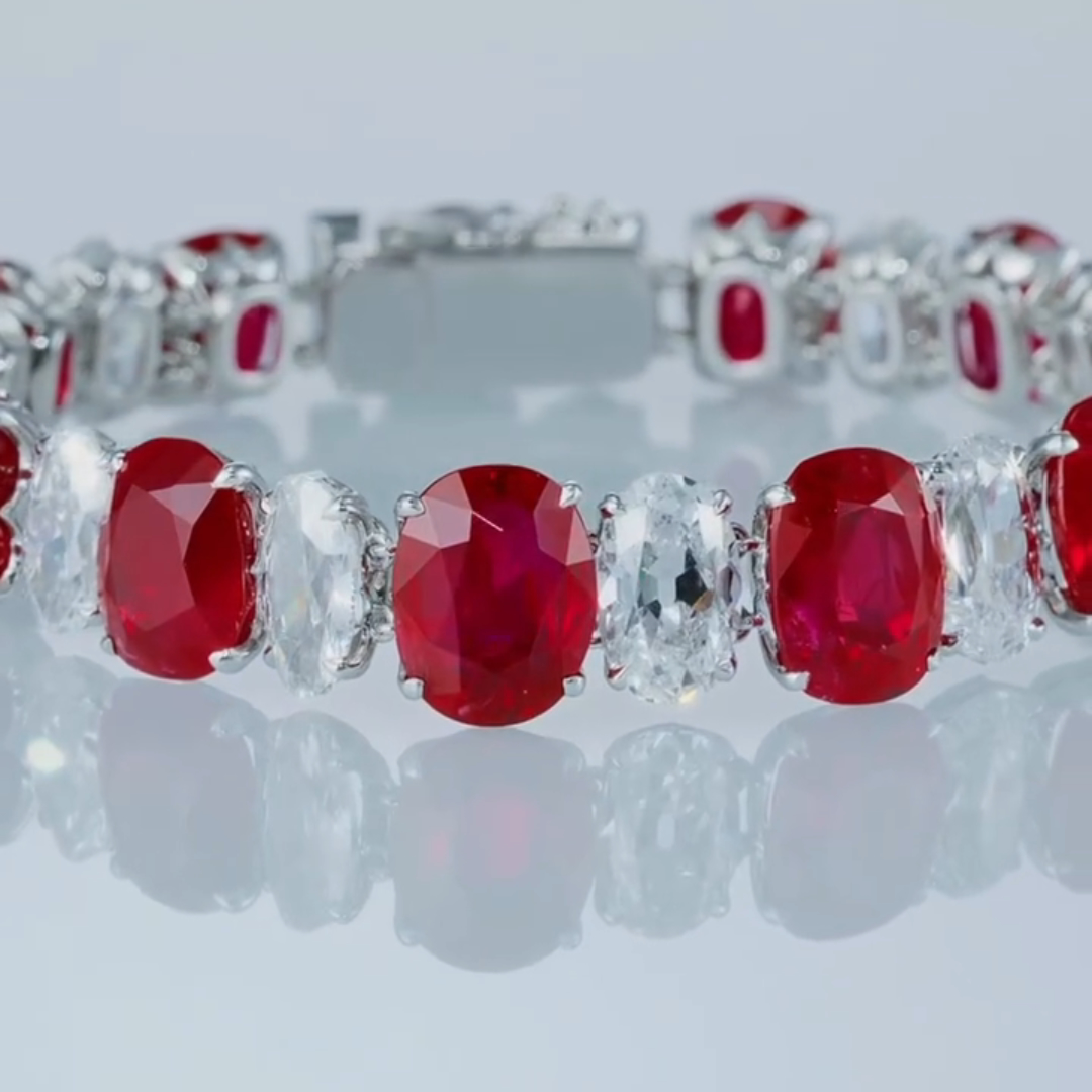 20ct Oval-cut Ruby ​​sterling Silver Handmade Bracelet