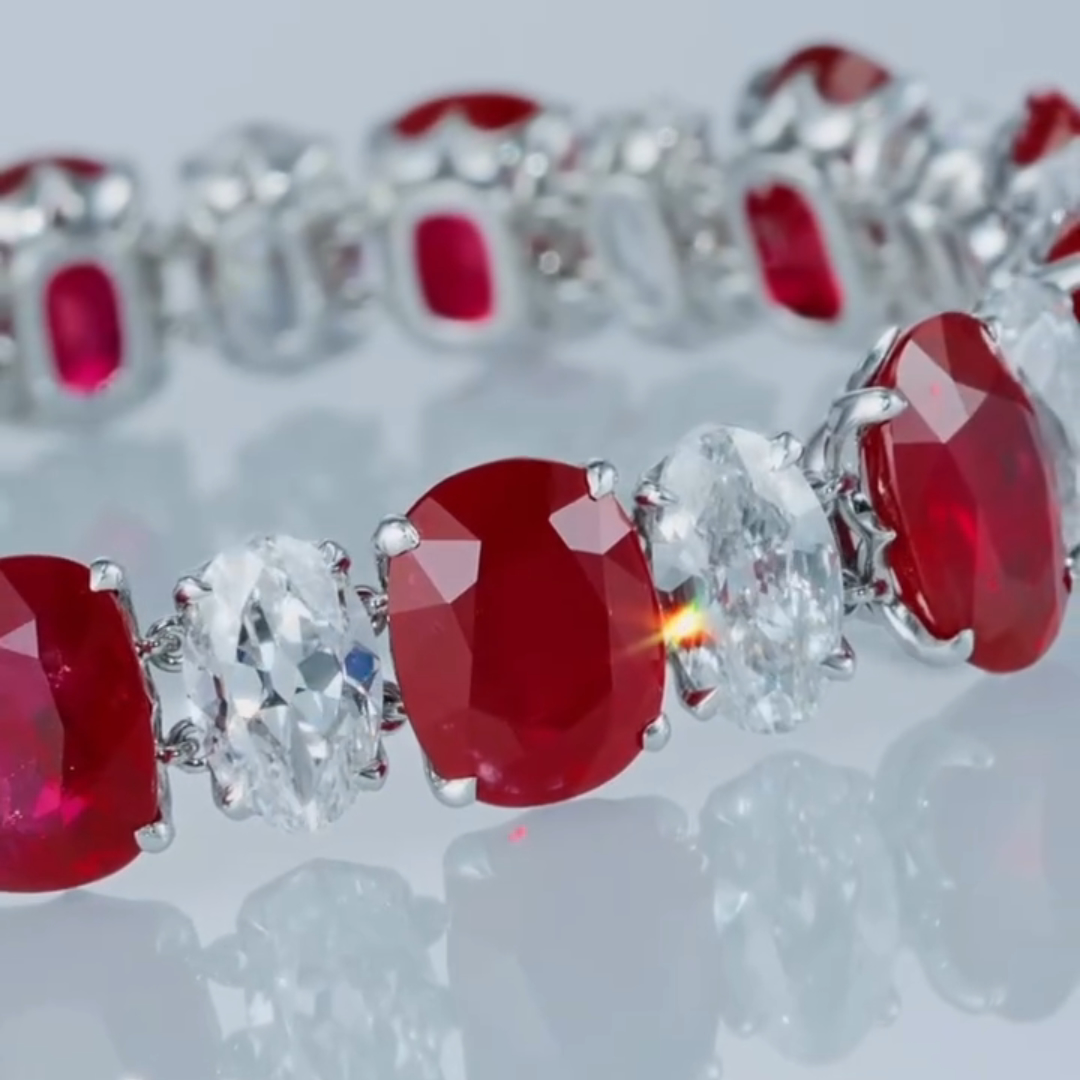 20ct Oval-cut Ruby ​​sterling Silver Handmade Bracelet