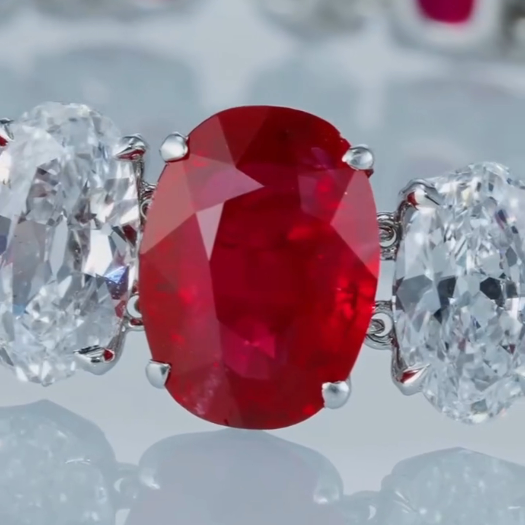 20ct Oval-cut Ruby ​​sterling Silver Handmade Bracelet