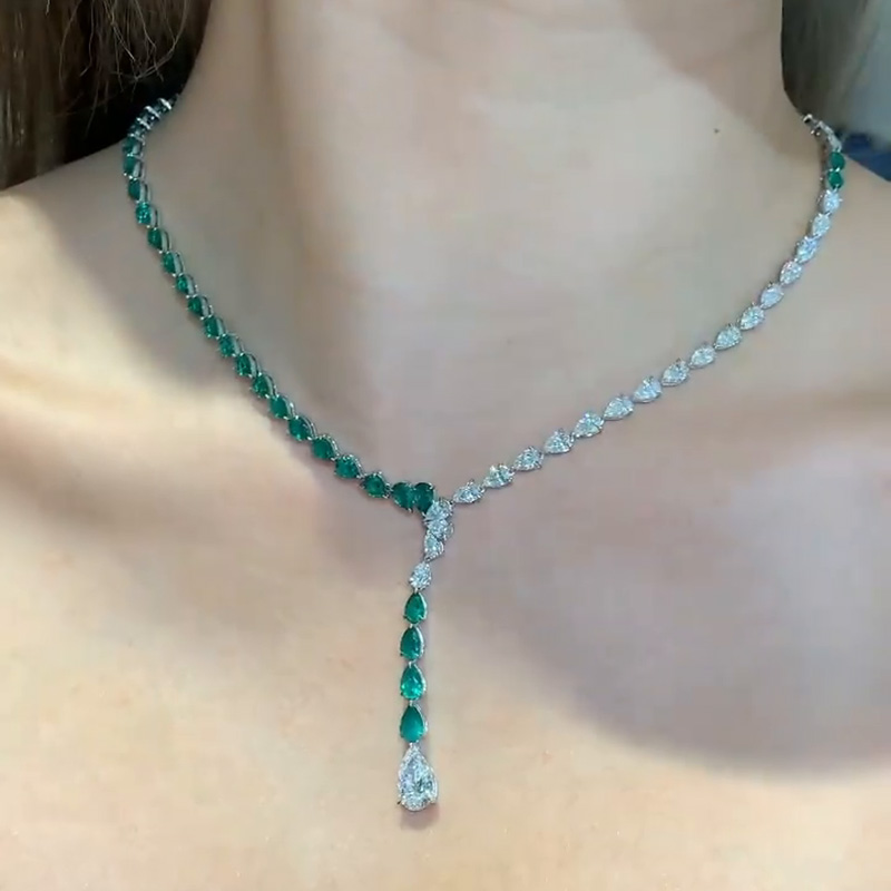 29.5ctw Pear Cut Emerald & White Sapphire Handmade Elegant Necklace
