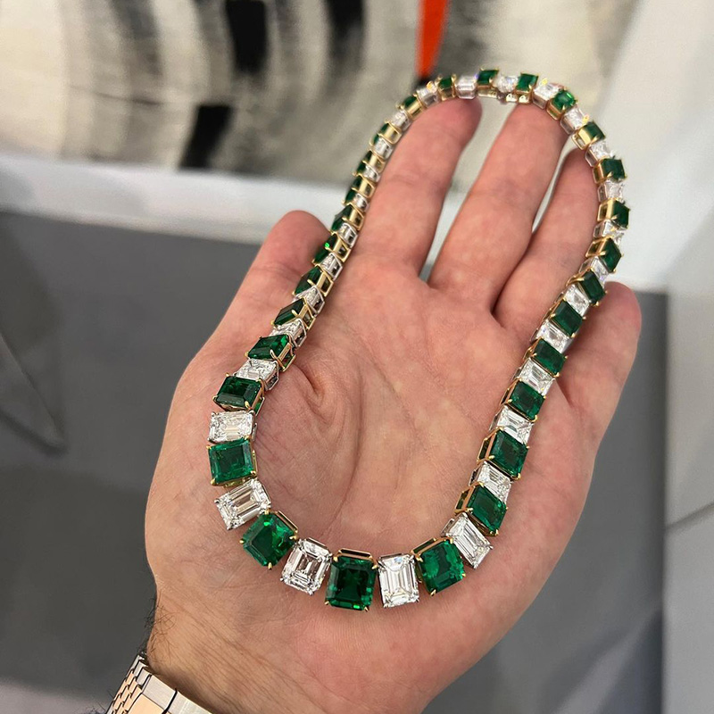 80ctw Emerald Cut Emerald Green & White Sapphire Royal Handmade Necklace In Yellow Gold