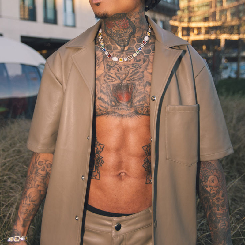 Multi-Cut Colorful Sapphires Halo Handmade Men's Necklace In Yellow Gold