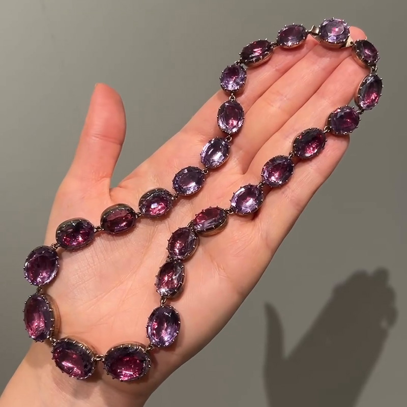 120ctw Oval Cut Amethyst Rivière Necklace In Yellow Gold