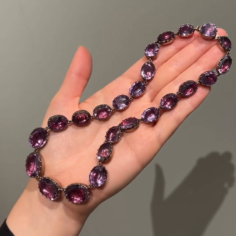 120ctw Oval Cut Amethyst Rivière Necklace In Yellow Gold